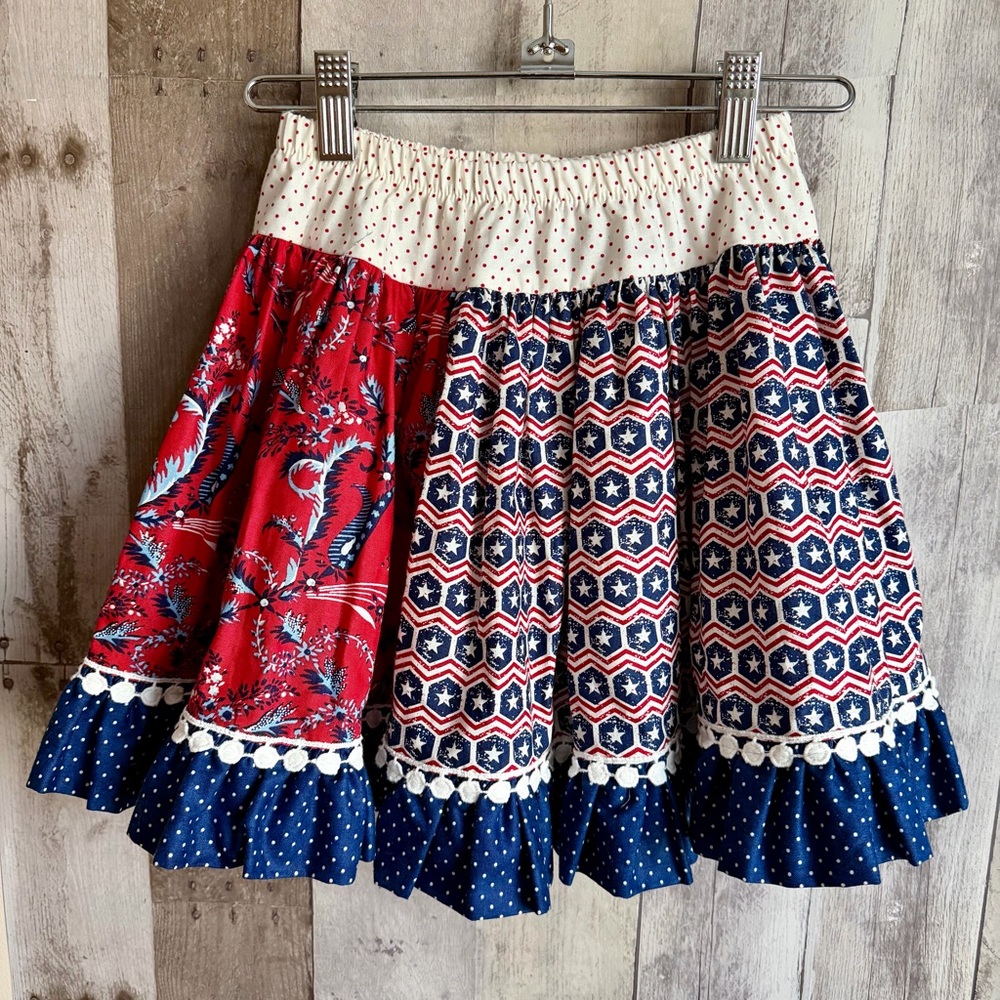 Persnickety Red and Blue patriotic Patterned Twirl Skirt, girls size 8 NWT’s